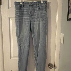 American Eagle Hi-Rise Lightwash Jeggings
